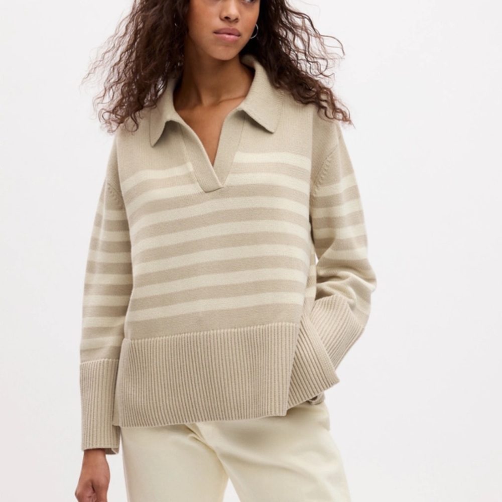 Gap 24/7 Split-Hem Polo Sweater